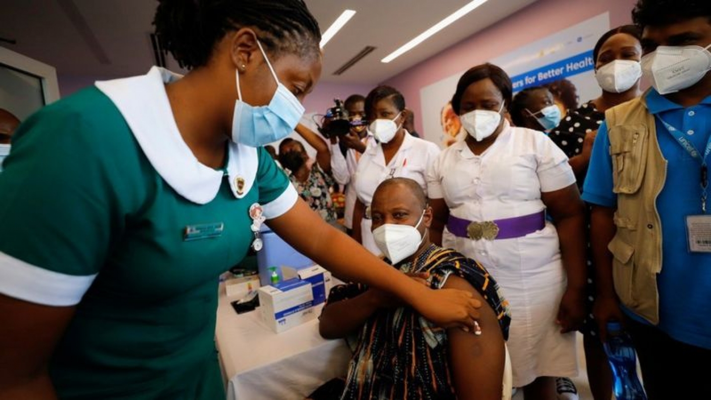 Vaccins Covid-19 : pourquoi certains États africains ont des doses inutilisées ?