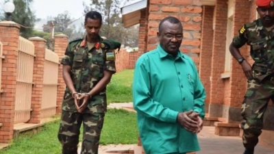 Rwanda: arrestations de proches de Tom Byabagamba, soupçonné de tentative d'évasion