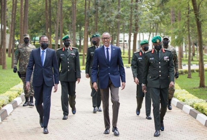 Rwanda: «Construire les capacités de notre armée pour répondre de façon adéquate à toute attaque terroriste» -Kagame